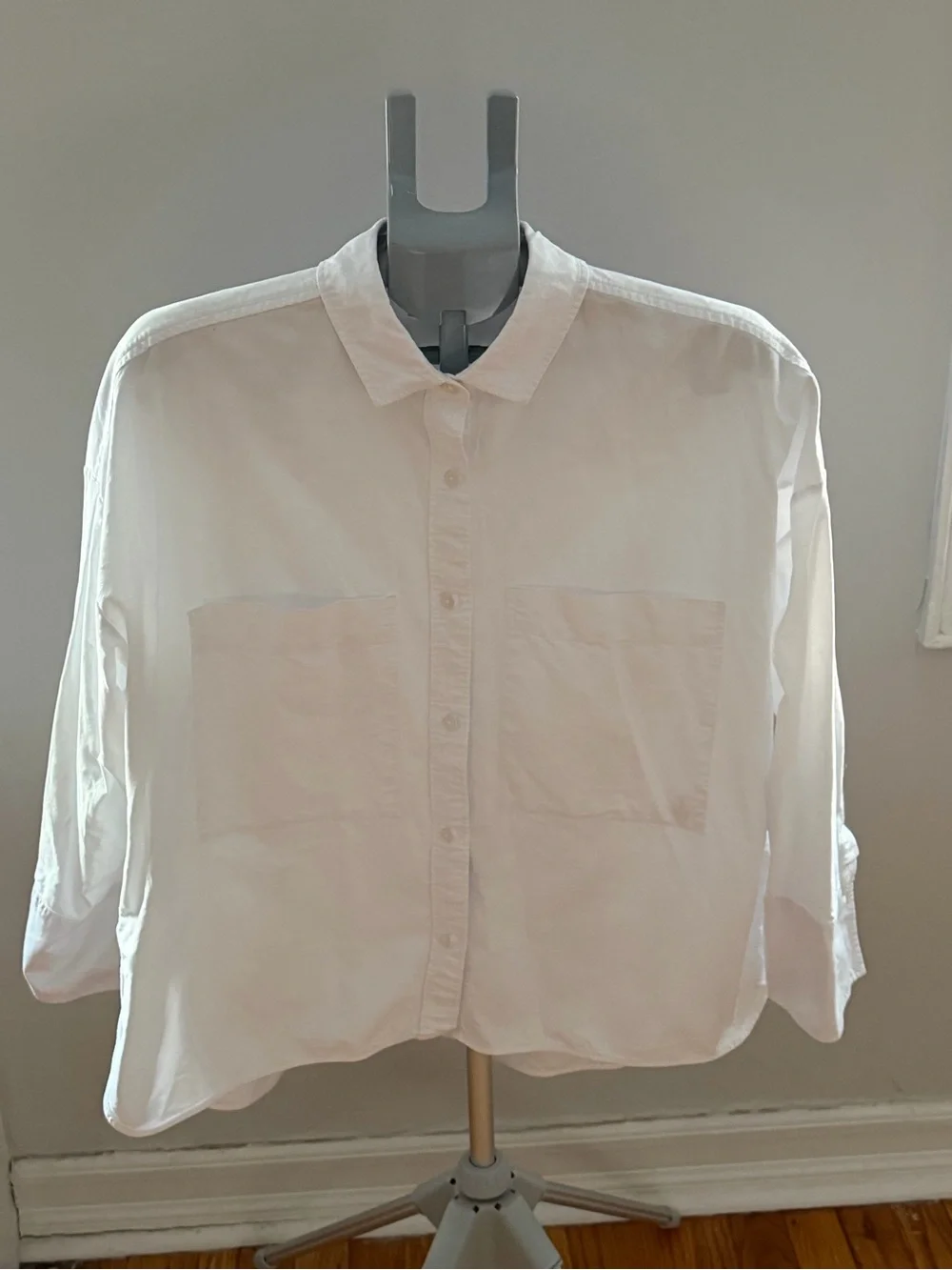 Everlane Relaxed Button-Down Shirt – Like New, Size L - Picture 2 of 9